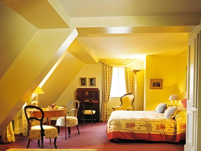 Bedroom 13