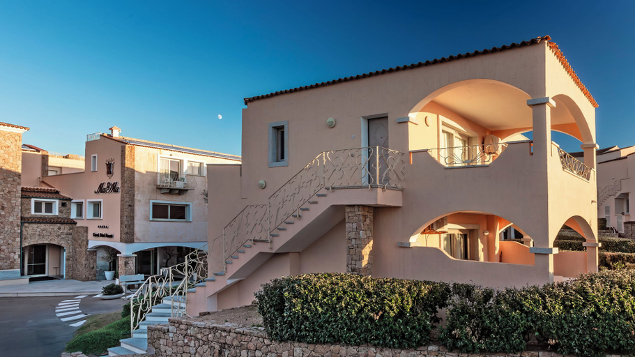 Exterior & Views 2, Grand Hotel Resort Ma&Ma - Adults Only, Olbia-Tempio