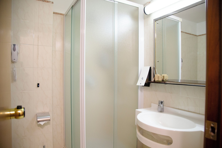 Bedroom 4, IH Hotels Milano Eur Trezzano sul Naviglio, Milano