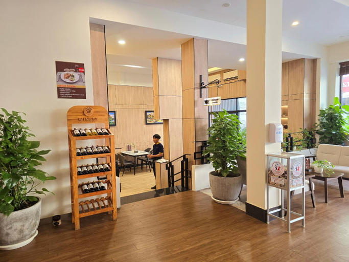 Food & Drinks 4, Joli Hotel, Ruessei Kaev