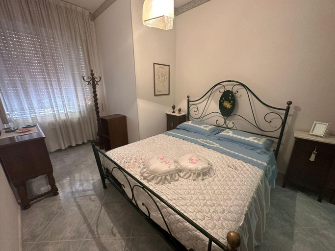 Others 3, La casa di nonna Lia, Chieti