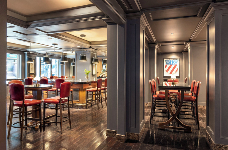 Food & Drinks 5, Omni Berkshire Place, New York