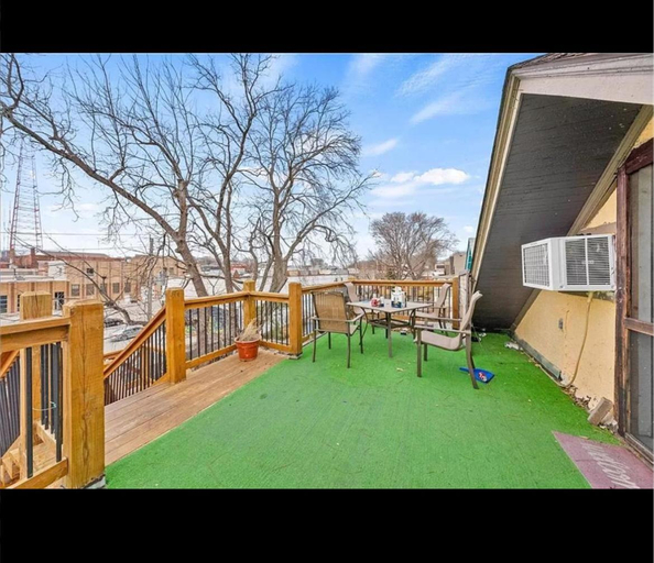 Others 5, Whole unit for a family to stay, Kansas City