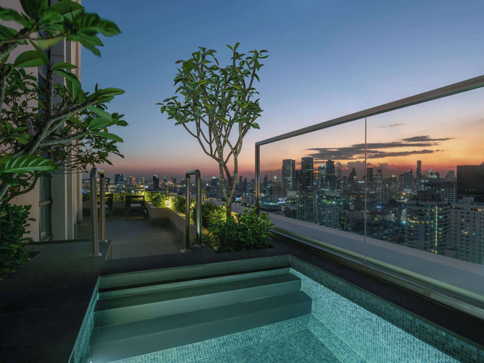 Swimming Pool 9