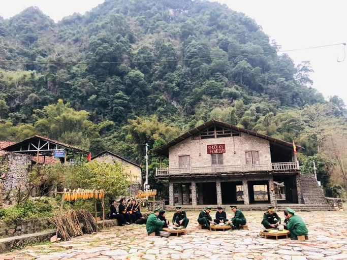 Others 2, Trieu Hoan Homestay, Trùng Khánh