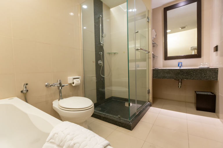 Bathroom 9