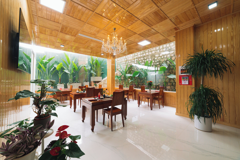 Food & Drinks 5, Quy Tai Premium Hotel, Đà Lạt