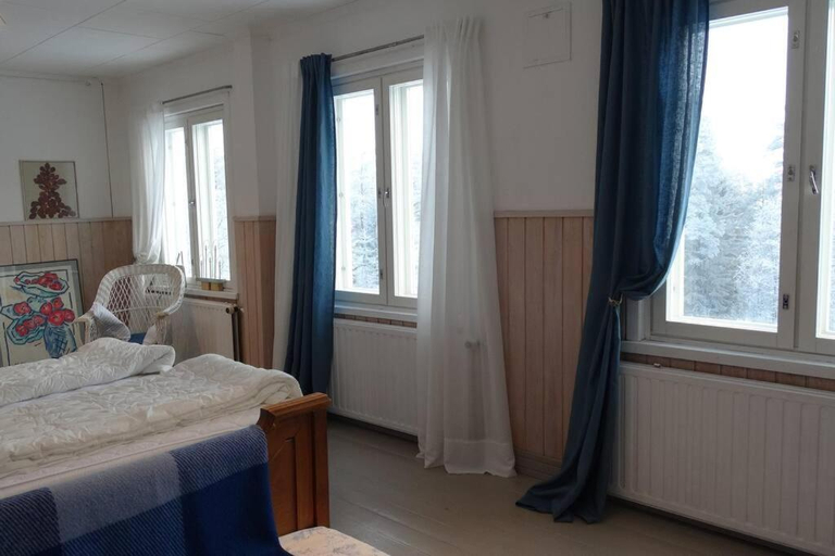 Bedroom 2, the old school of halosenranta, Lapland