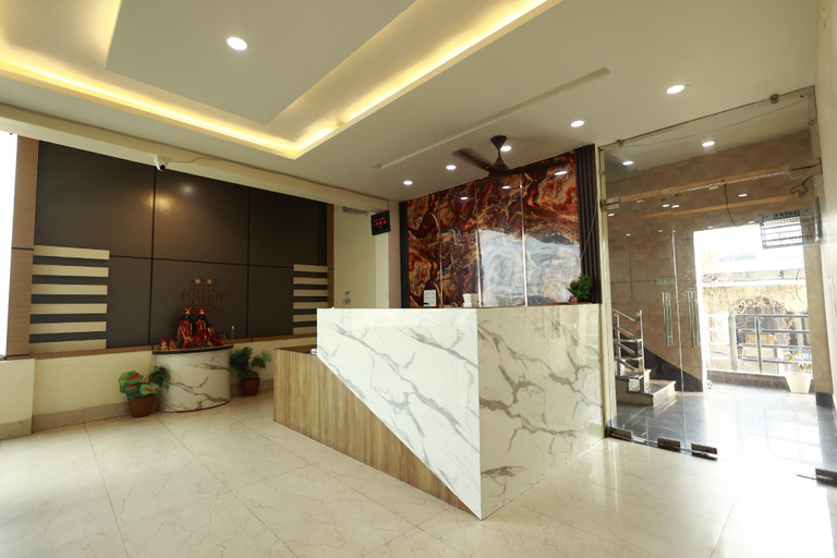 Others 5, Silver Oaks Inn, Mathura