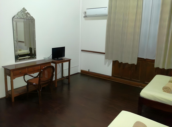 Bedroom 15
