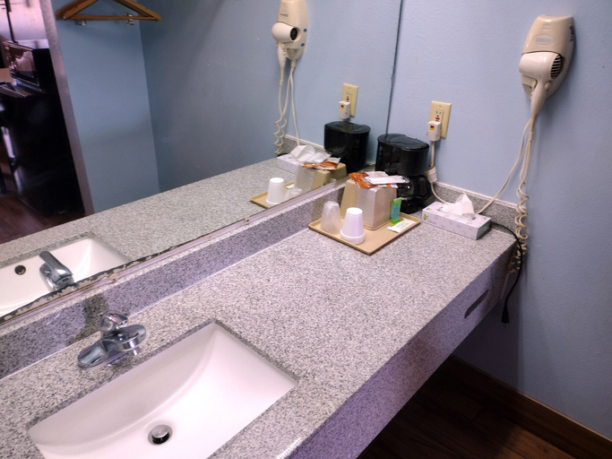 Bathroom 3, Rodeway Inn Richland - Jackson South, Rankin