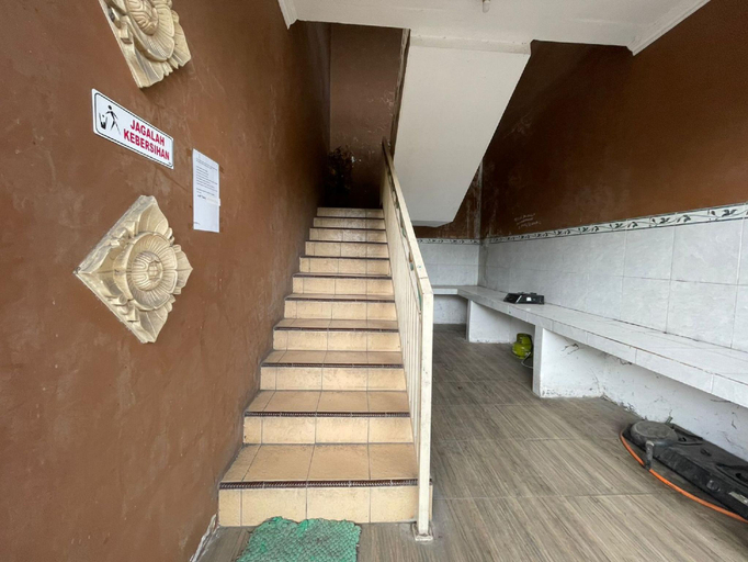 Public Area 2, OYO 93643 Hidayah Homestay Syariah, Sidoarjo