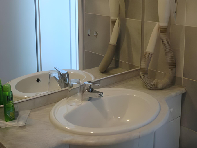 Bathroom 8