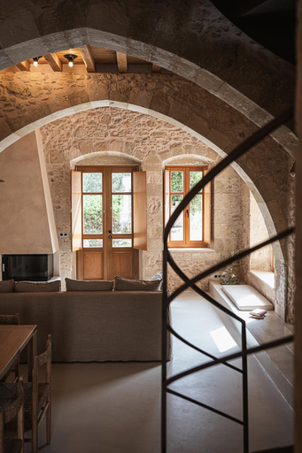 Others 2, Corte Interna, free heated pool, Crete