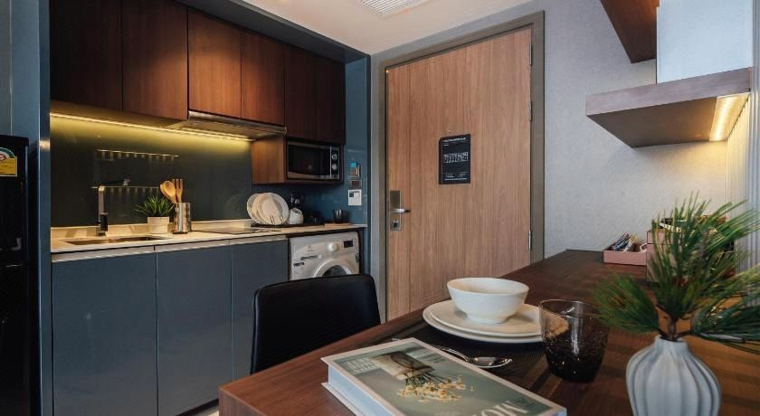 Dining Room 19
