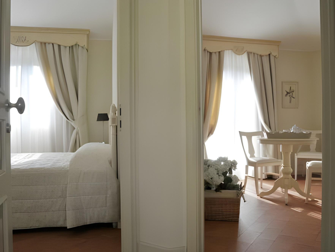 Bedroom 12