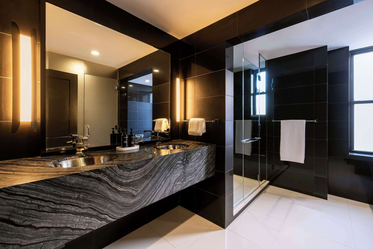 Bathroom 4, The Benjamin Royal Sonesta New York, New York
