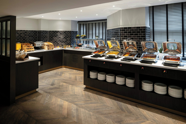 Food & Drinks 5, Courtyard by Marriott Edinburgh, Edinburgh