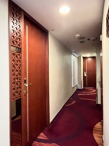 Others 4, Oriental Lander Hotel, Kowloon