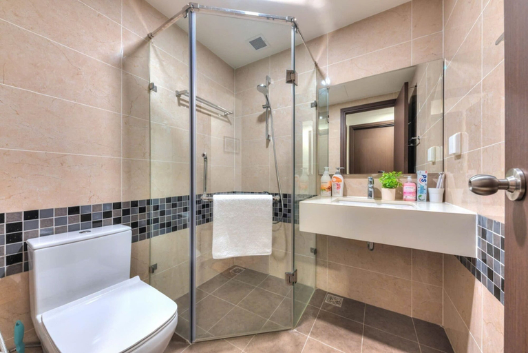 Bathroom 4, The Tresor Apartment Quan 4, District 4
