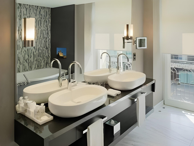 Bathroom 24