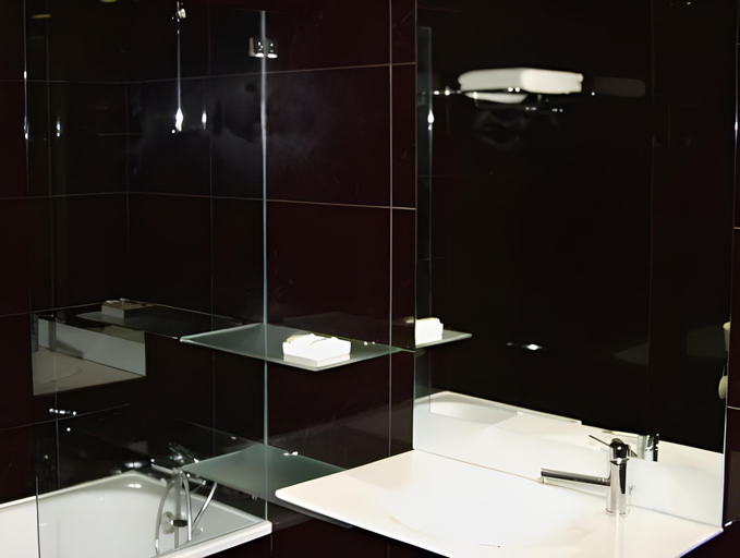 Bathroom 3
