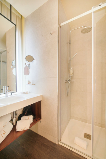 Bathroom 5, Hotel Moon & Sun Porto, Porto