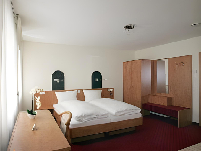 Bedroom 2, Hotel Kirchhainer Hof, Marburg-Biedenkopf