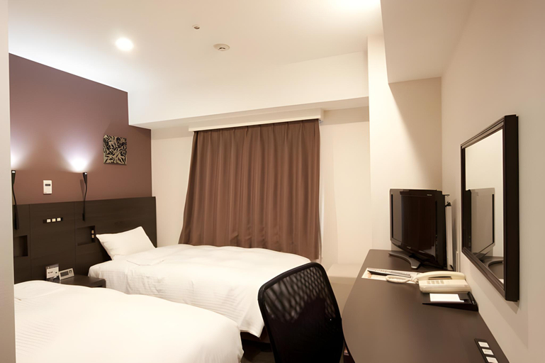 Bedroom 12