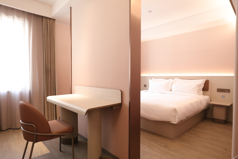 Bedroom 3, Hanting Hotel Qingdao Zhanqiao Jinmaowan Seaside, Qingdao