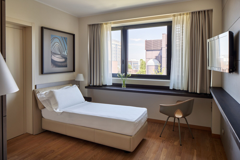 Bedroom 3, UNA Hotels Bologna Fiera, Bologna