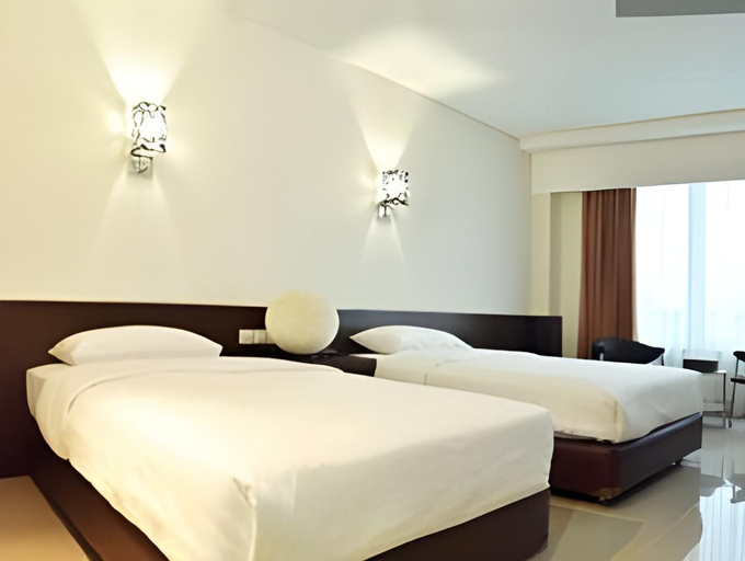 Bedroom 12