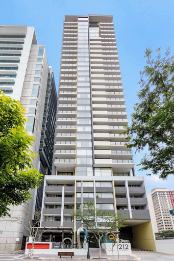 Exterior & Views 1, Oaks Brisbane on Margaret Suites, Brisbane