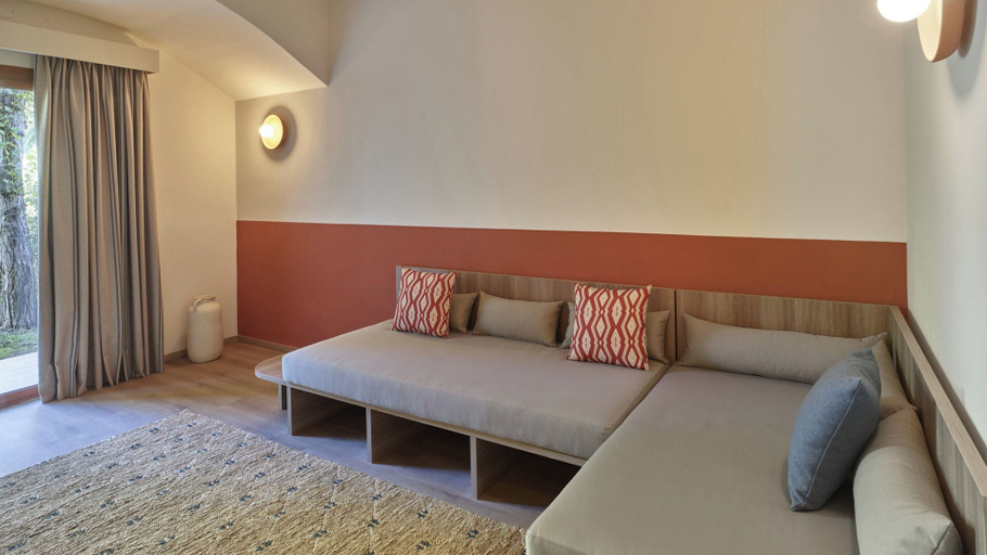 Bedroom 3, Calaserena Resort, Cagliari