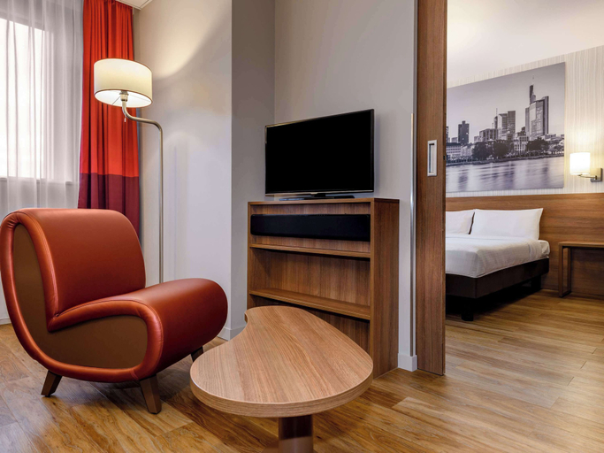 Bedroom 5, Aparthotel Adagio Frankfurt City Messe, Frankfurt am Main