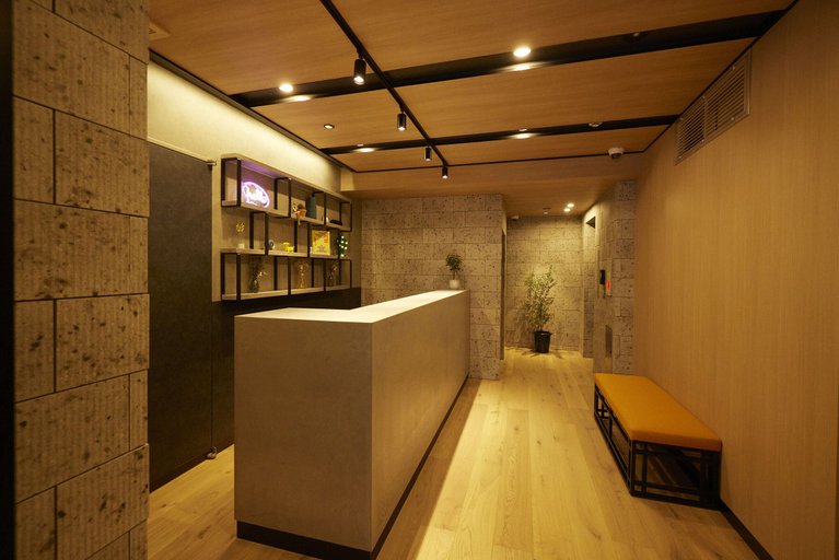 Public Area, Section L Hatchobori, Chūō
