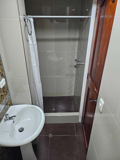 Bathroom 5, Hotel Horizonte, Urubamba