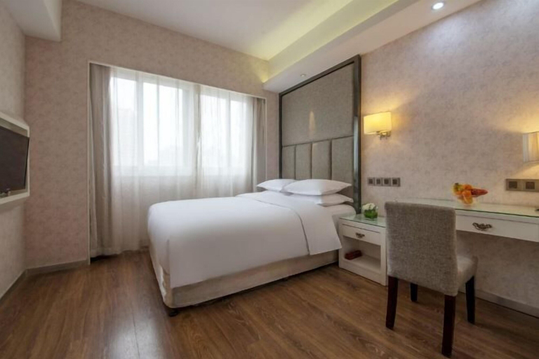Bedroom 23