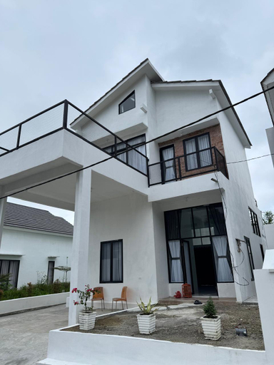 Villa Tropical Garden N2, Deli Serdang