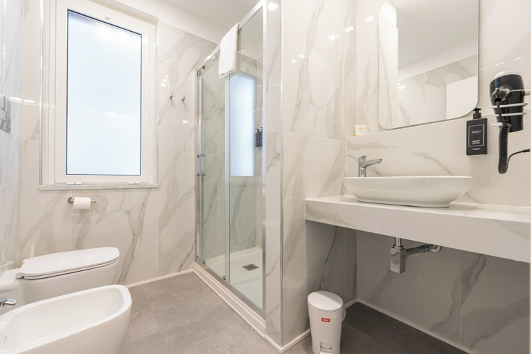Bathroom 4, Toledo Mill Relais - By Pera Rooms Collection, Napoli