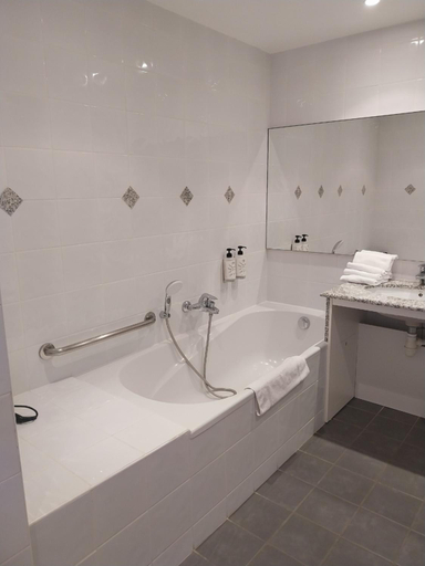 Bathroom 4, Residence Reine Marine, Ille-et-Vilaine