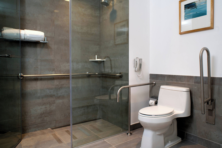 Bathroom 4, Courtyard by Marriott Lima Miraflores, Lima
