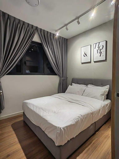 Bedroom 13