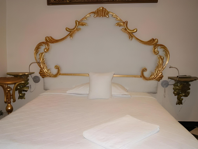 Bedroom 10