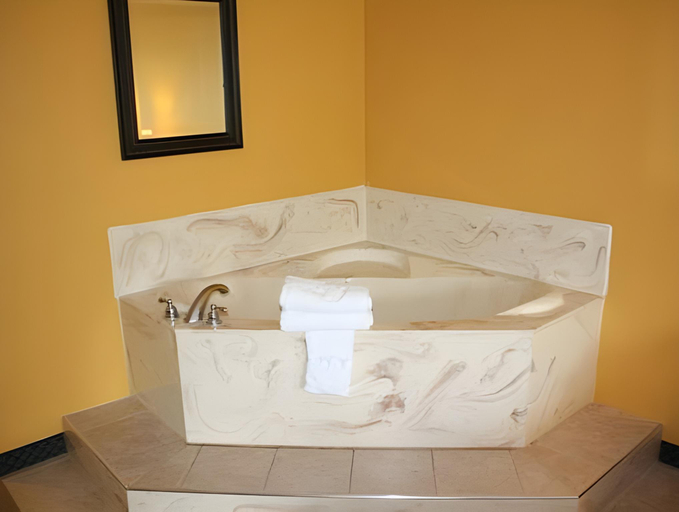 Bathroom 10