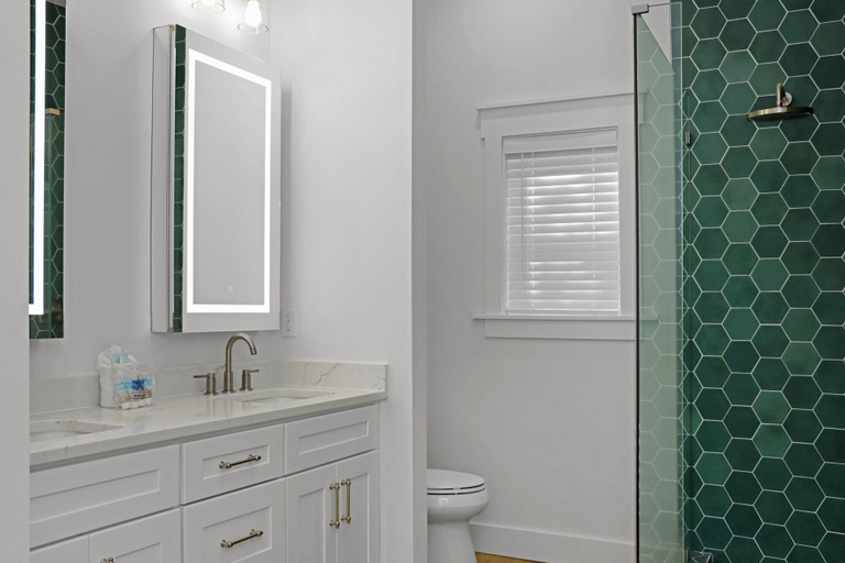 Bathroom 3, Sacajawea by the Sea, Gulf