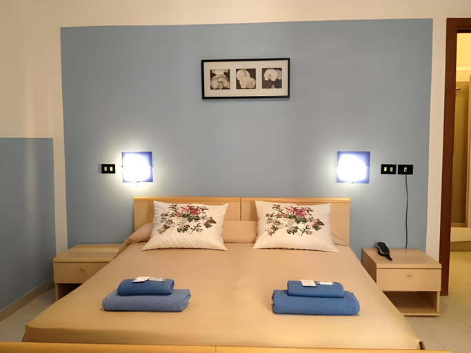 Bedroom 13