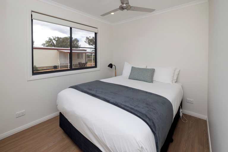 Bedroom 3, BIG4 Opal Holiday Park, Walgett