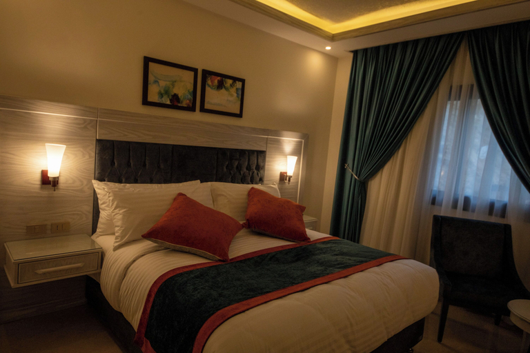 Bedroom 3, Petra Canyon Hotel, Wadi Musa