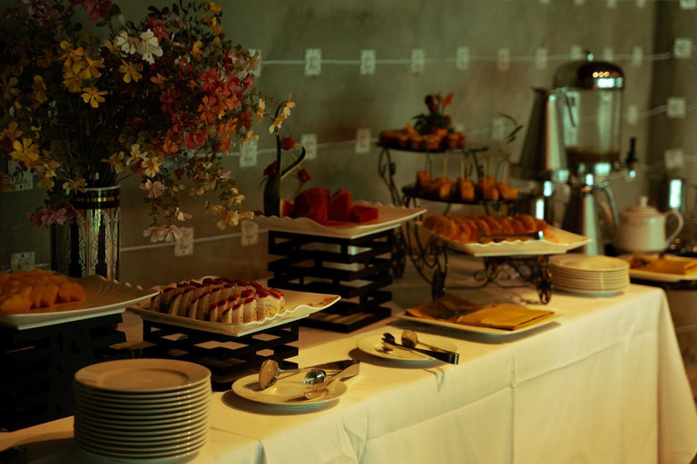 Food & Drinks, Legacy Hill Resort & Villas, Lương Sơn